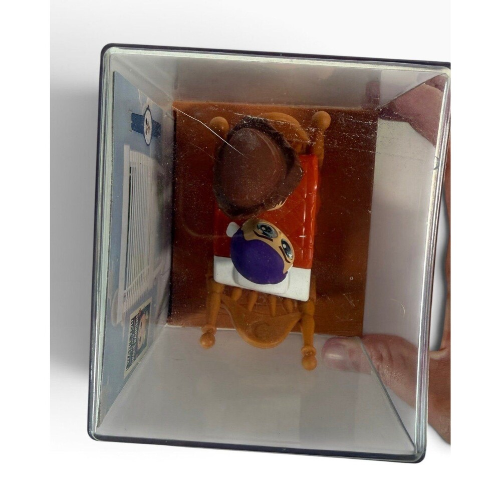 Disney Doorables Movie Moments Series 1 Figures Woody and Buzz Toy Story 4x4in - Picture 2 of 9